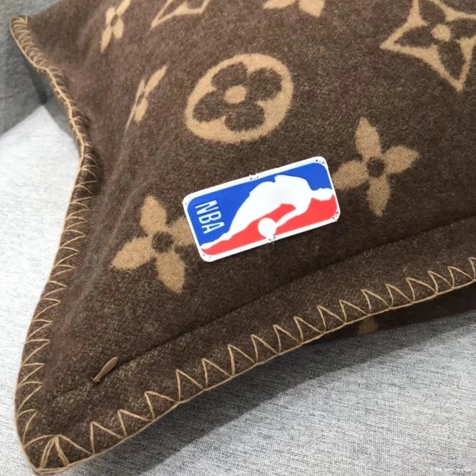 PILLOW THROW CUSTOM LV LETTERS WOOL 0812